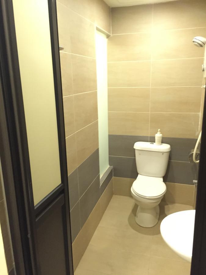 Desa House Hotel Kepong Eksteriør bilde