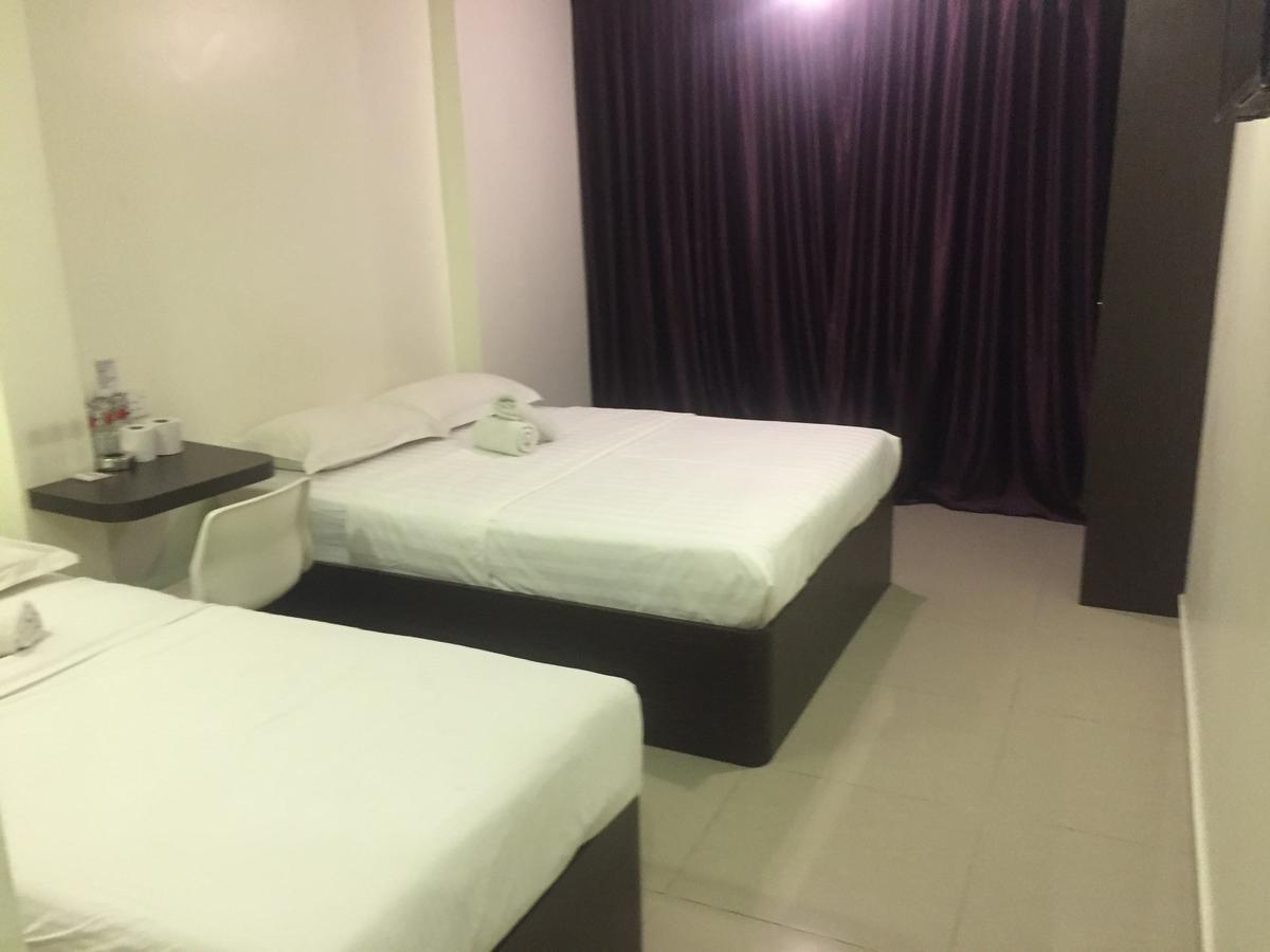 Desa House Hotel Kepong Eksteriør bilde