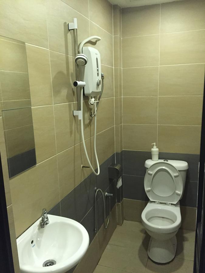 Desa House Hotel Kepong Eksteriør bilde