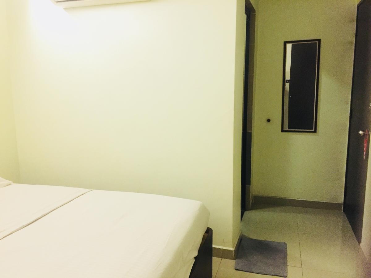 Desa House Hotel Kepong Eksteriør bilde