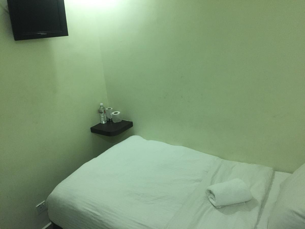 Desa House Hotel Kepong Eksteriør bilde