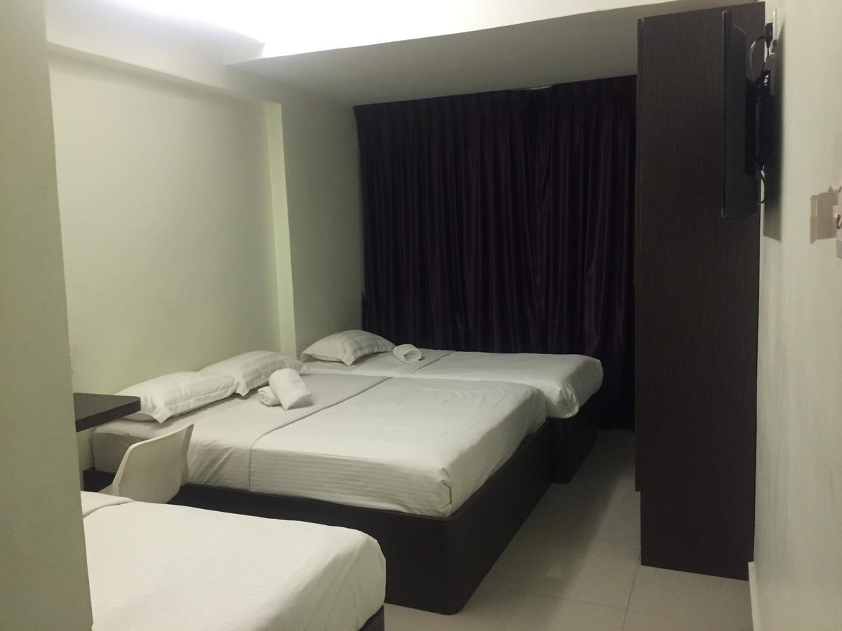 Desa House Hotel Kepong Eksteriør bilde