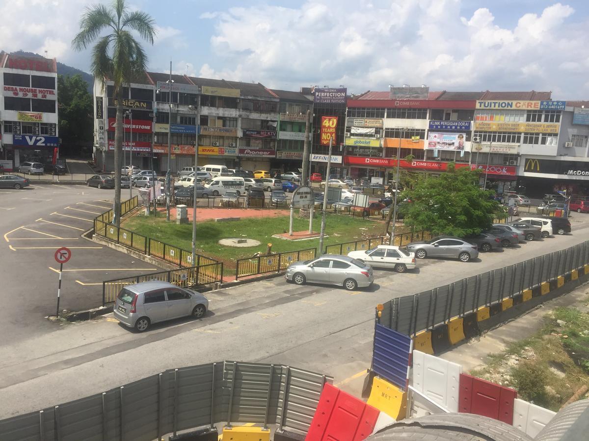 Desa House Hotel Kepong Eksteriør bilde