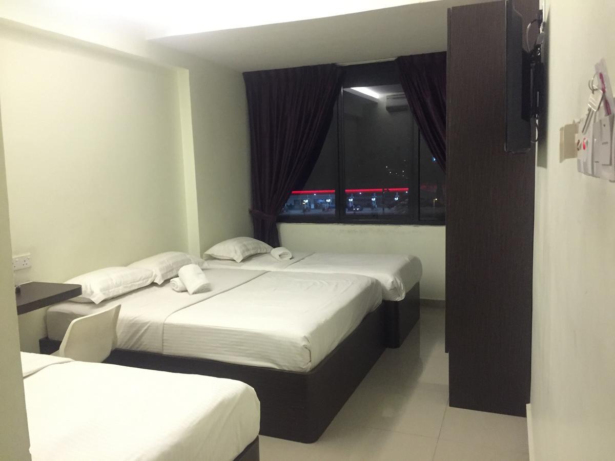 Desa House Hotel Kepong Eksteriør bilde